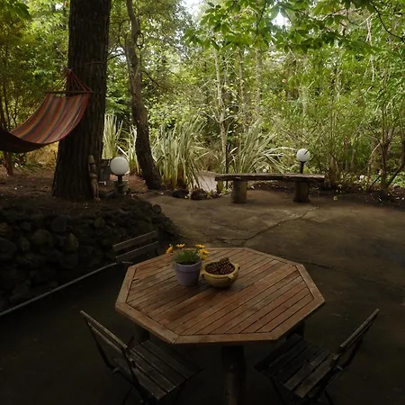 Etna Rural With Jacuzzi Chalet *